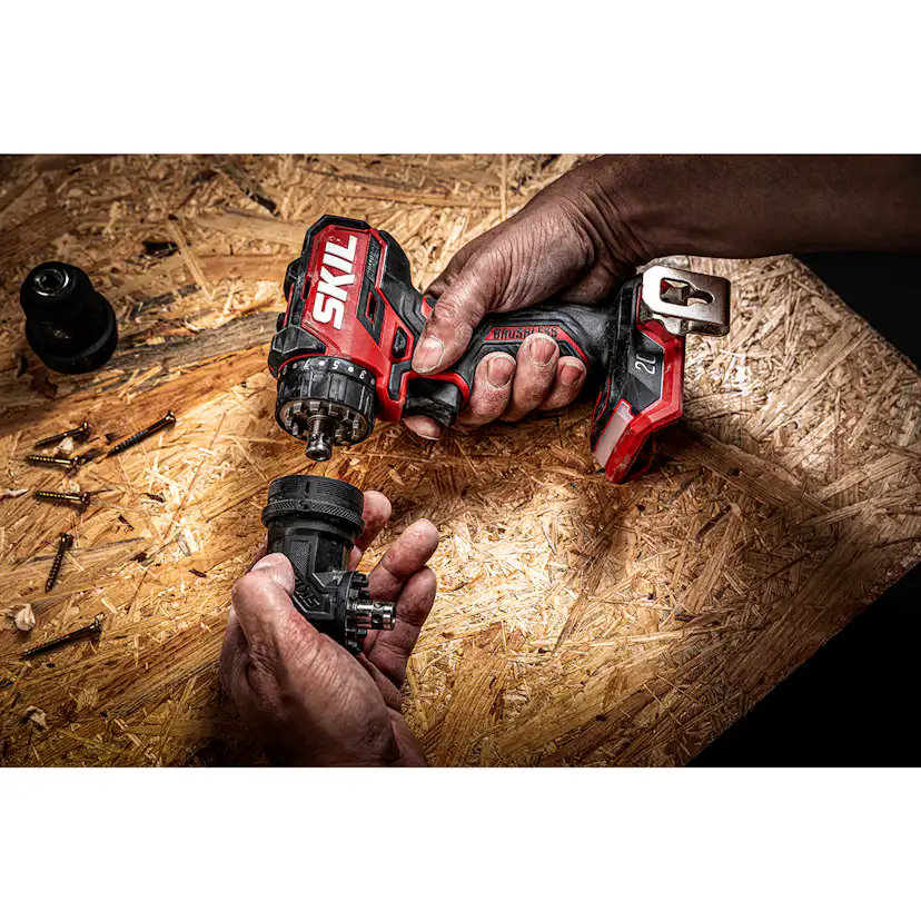 Borrmaskin SKIL 3066HC Compact Batteridriven Kolborstfri med Tillbehörssats