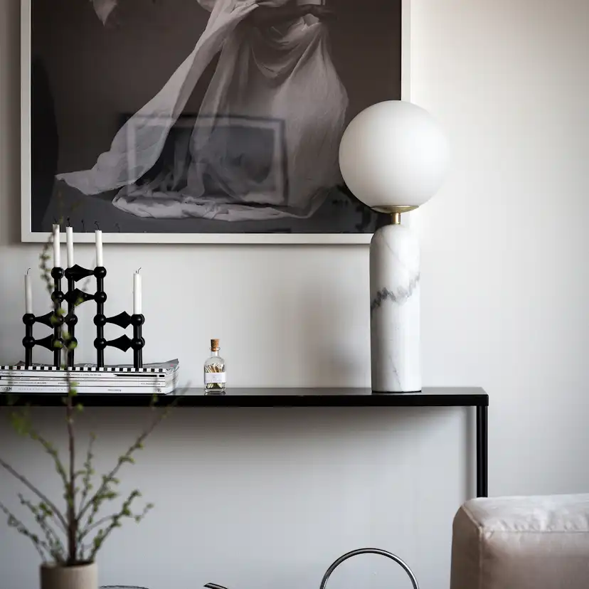 Bordslampa Globen Lighting Torrano