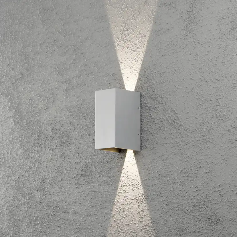 Vägglykta Gnosjö Konstsmide Cremona 2x3W High Power LED