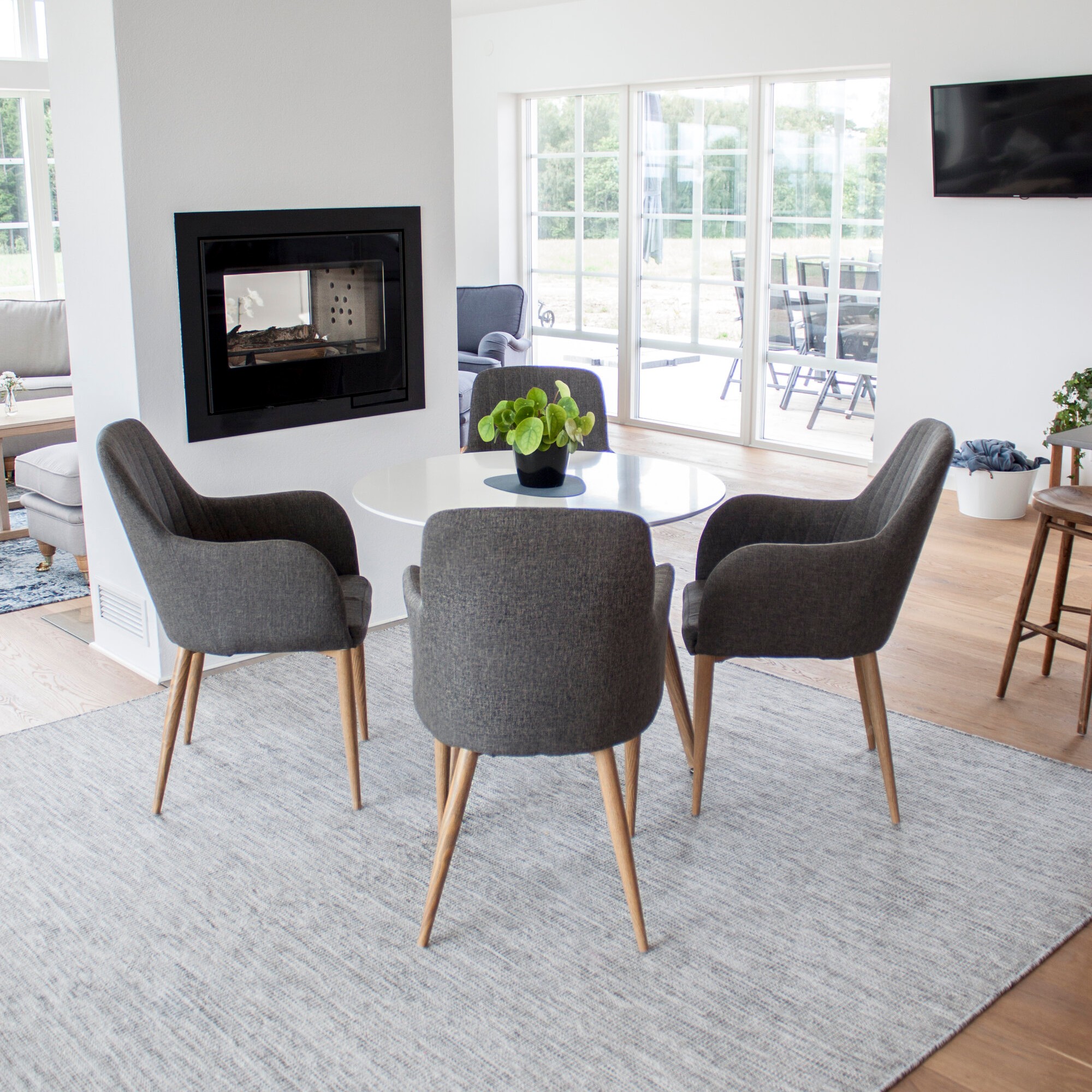 Matbord Venture Home Polar Ø90 cm