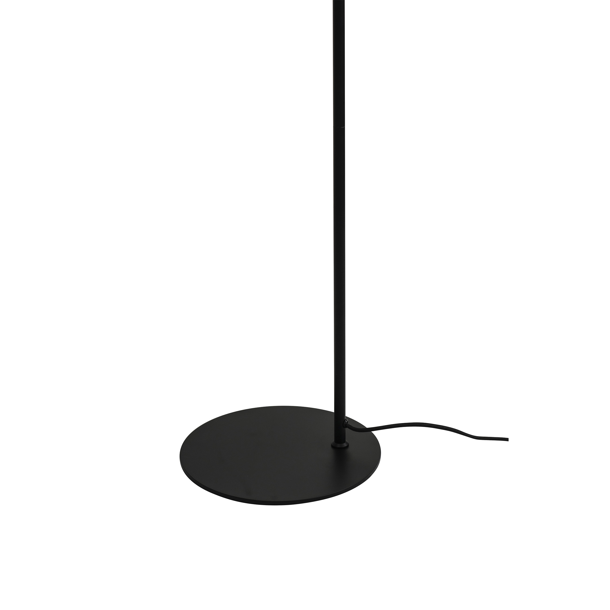 Golvlampa Dyberg Larsen Cale