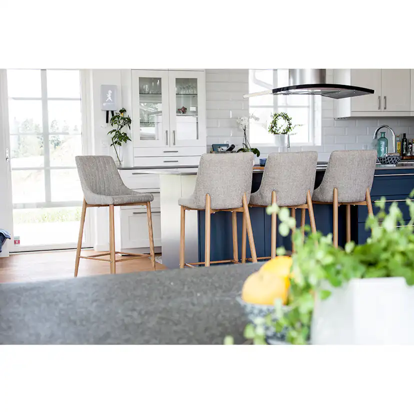 Plaza - Bar stool - Light grey Färg: Ljusgrå