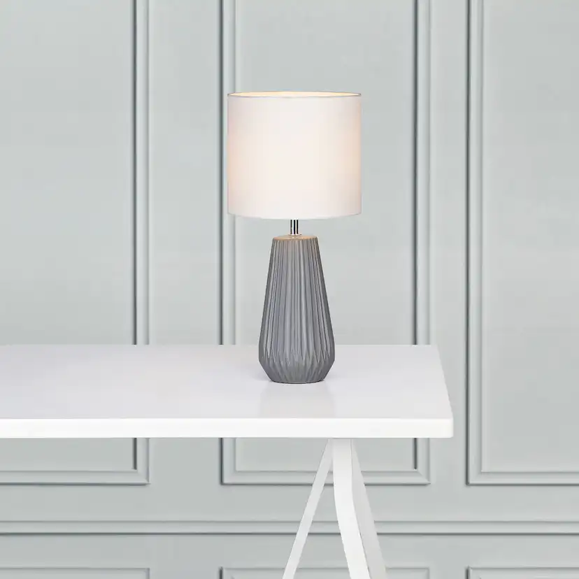 Bordslampa Markslöjd Nicci Vit/Grå