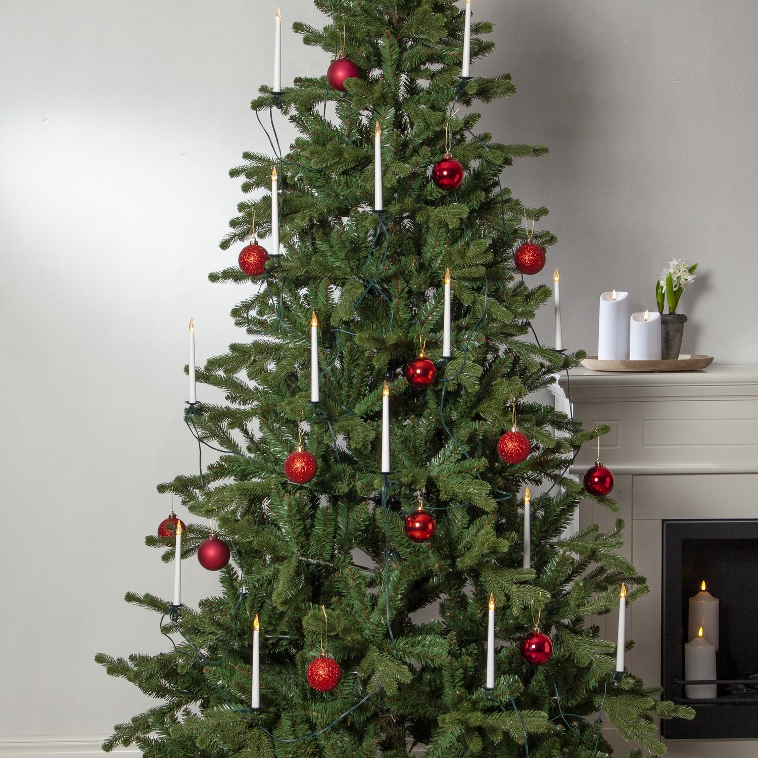 Julgran Hedvik 210cm Höjd: 2100 mm