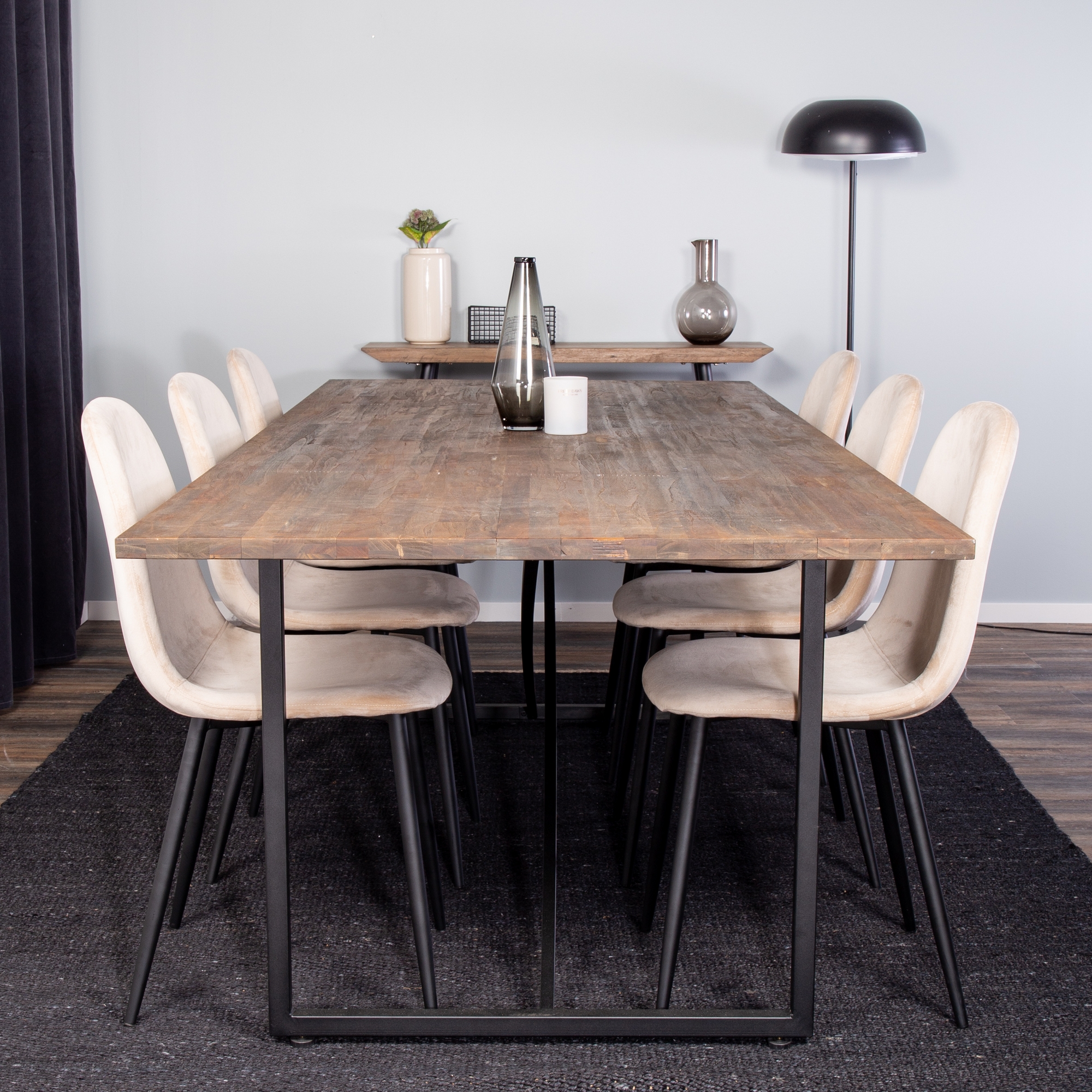 Matgrupp Venture Home Peo med 6 Pobbie Stolar Sammet