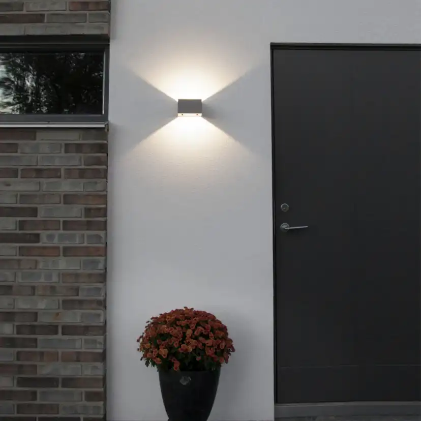 Väggarmatur Hide-a-lite Case Wall