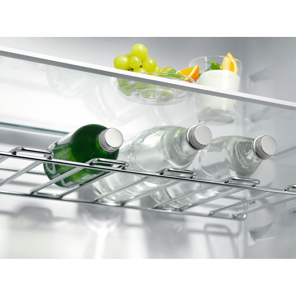 Integrerad kyl/frys Electrolux ENG7TE18S