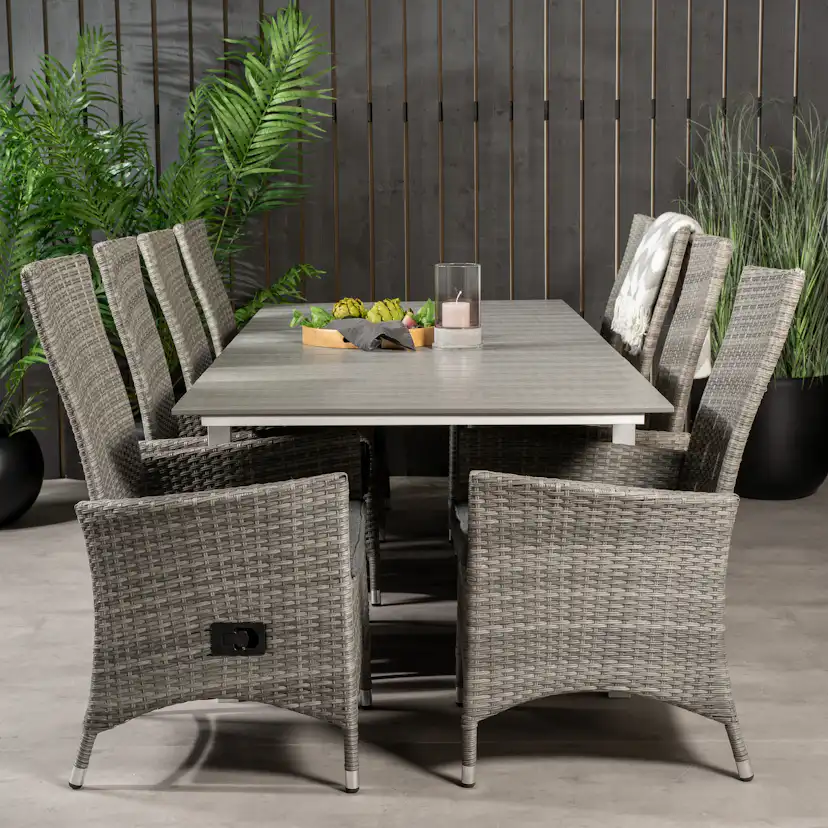 Matgrupp Venture Home Lova 160/240 med 8 Pishi Stolar