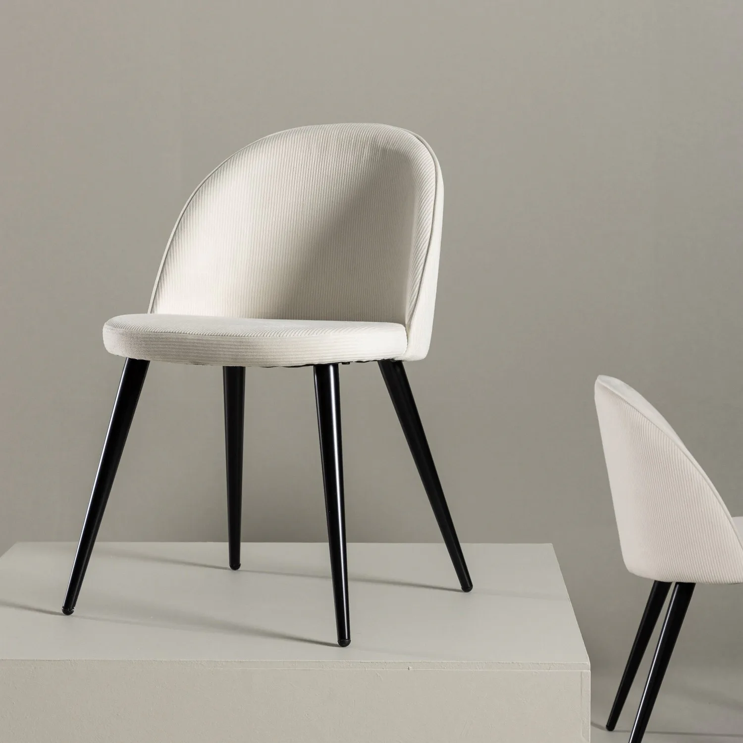 Beige/Svart