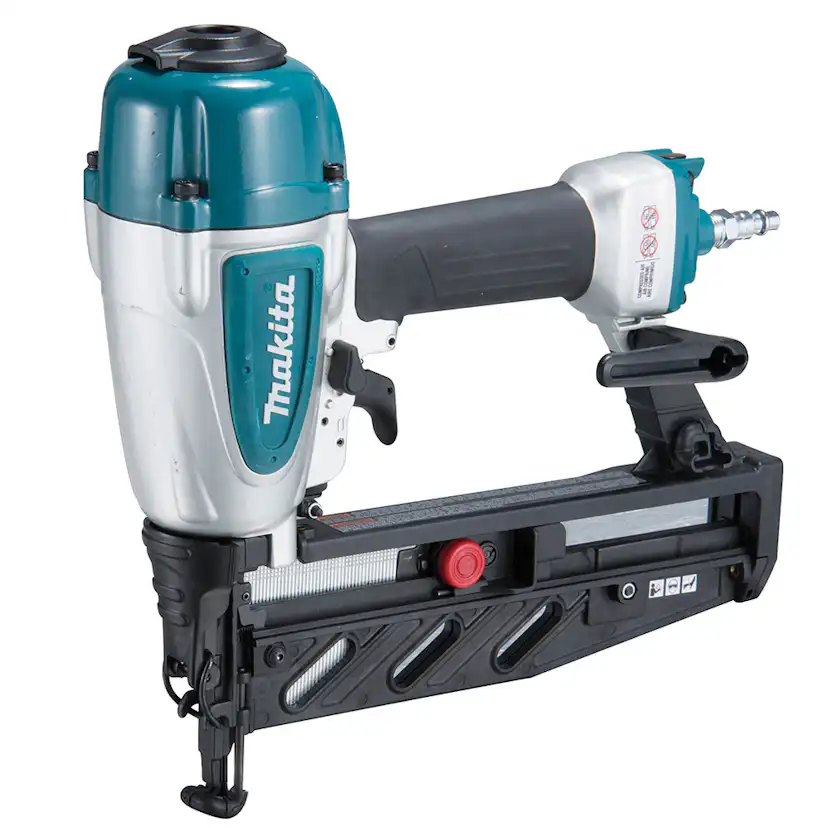 Dyckertpistol Makita AF601 25-64 mm
