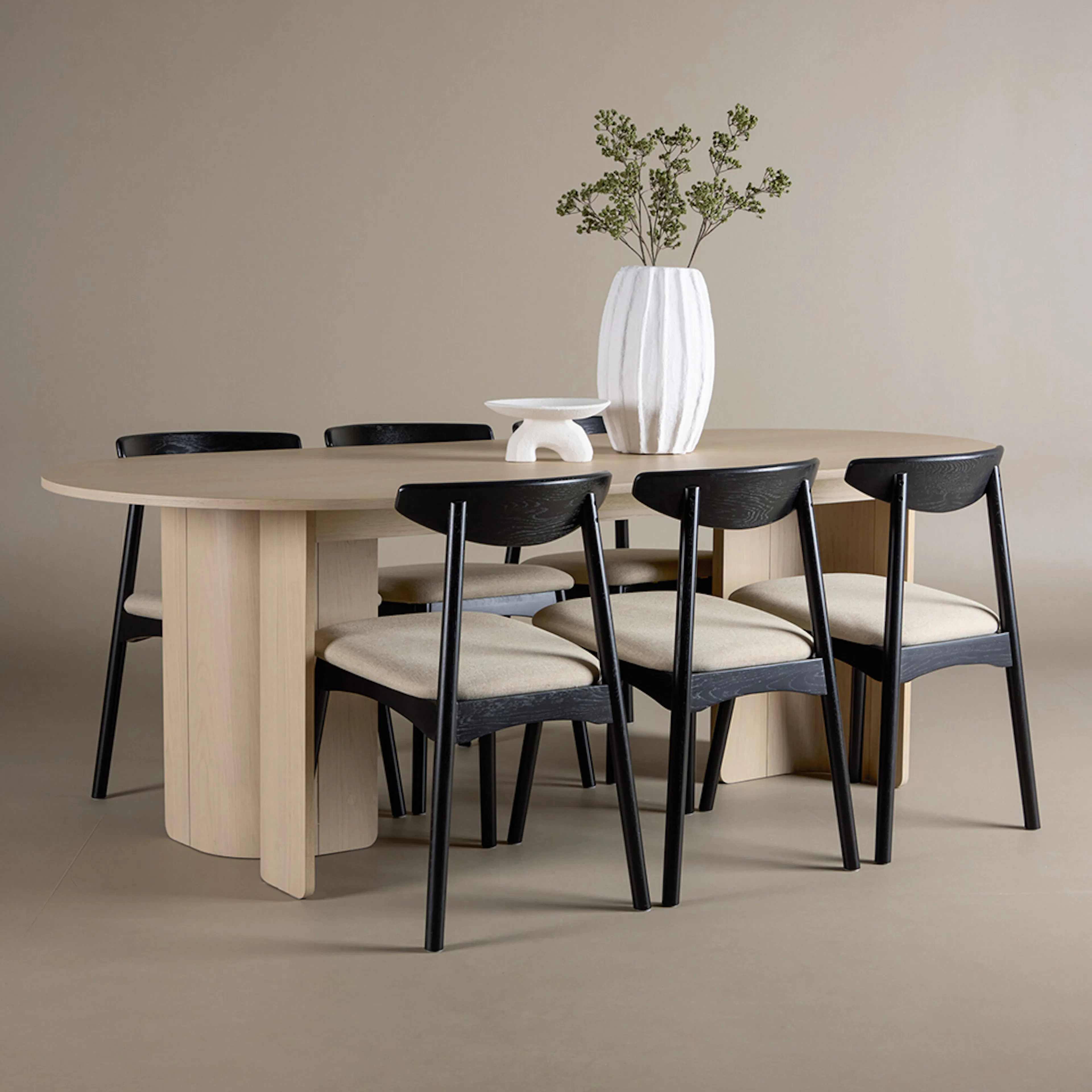 Beige/Svart