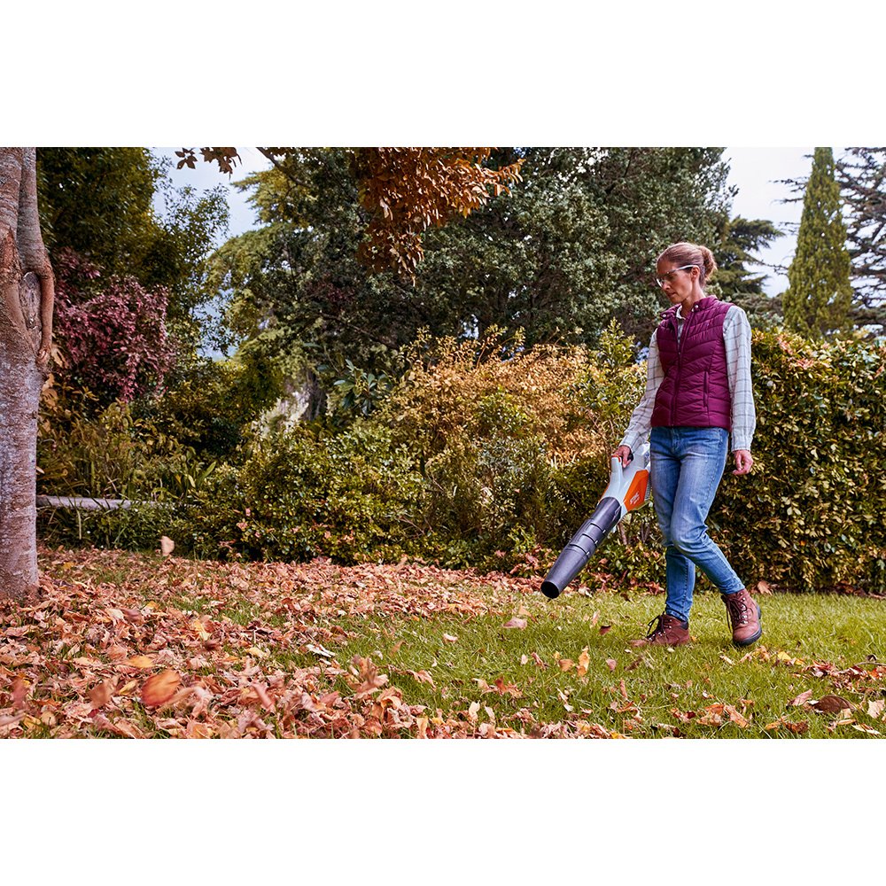 Lövblås STIHL BGA 57 Utan Batteri & Laddare