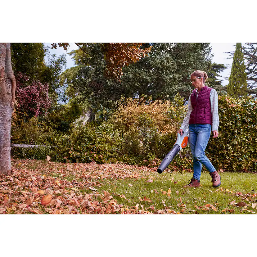 Lövblås STIHL BGA 57 Utan Batteri & Laddare