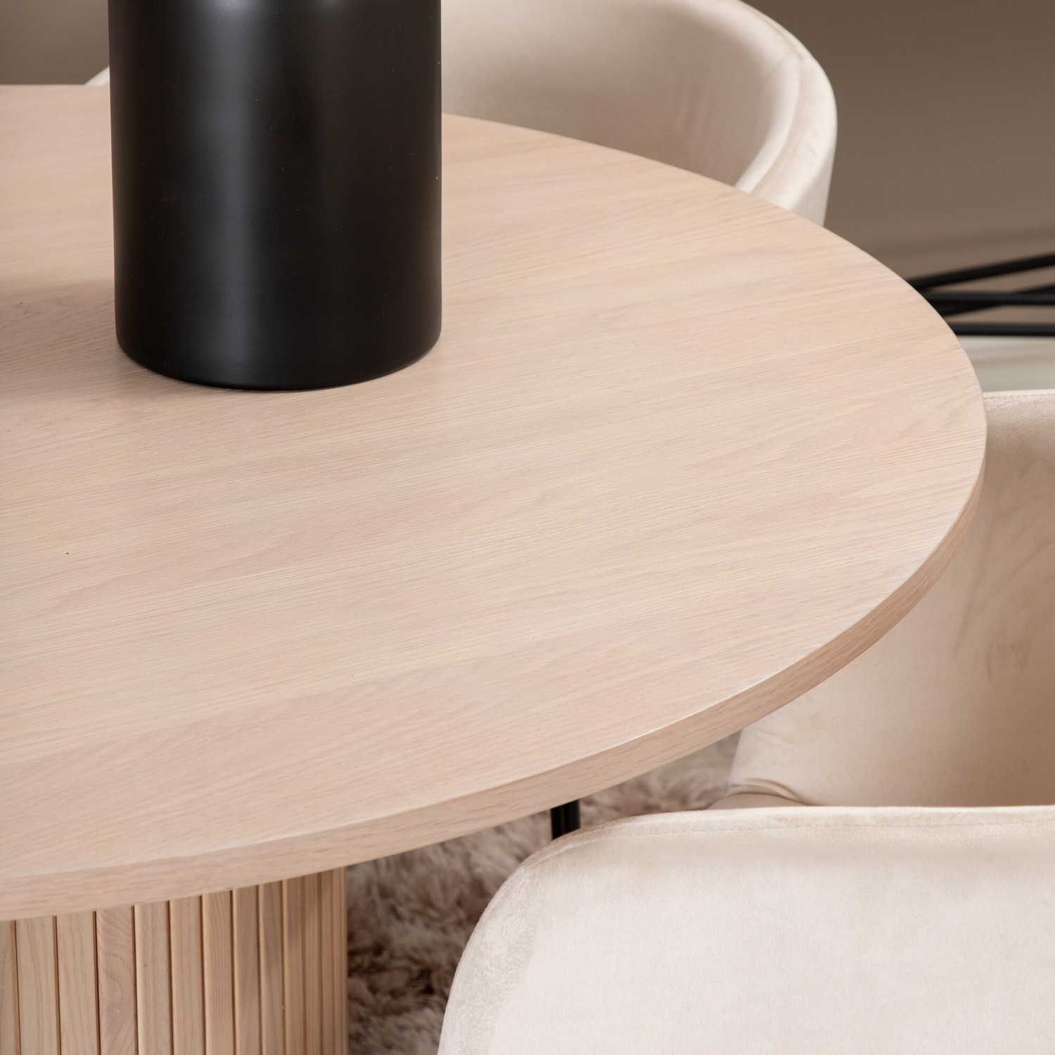 Matgrupp Venture Home Bianca Rund med 4 Bergen Stolar Sammet