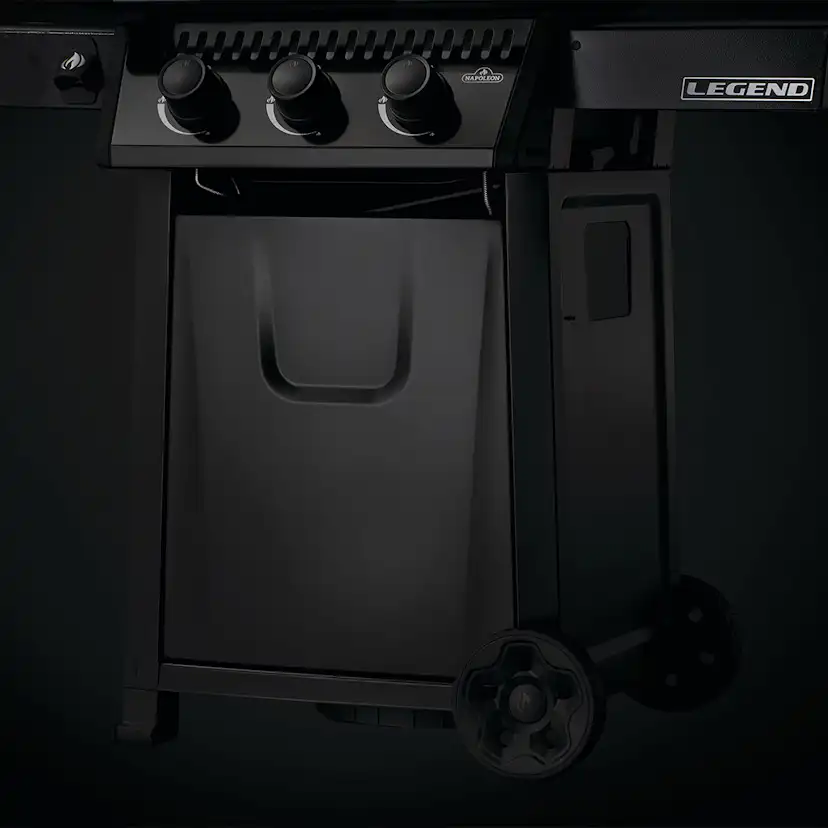 Gasolgrill Napoleon Legend 365 med Grillöverdrag och Grillborste