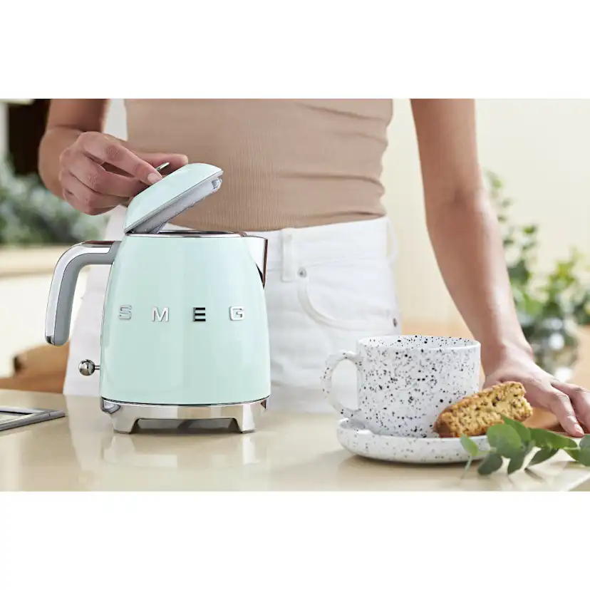 Frukostpaket Smeg Lilla Brödrost, Vattenkokare & Kaffebryggare