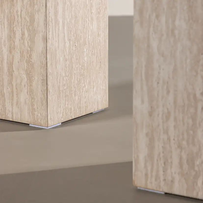 Piedestal Vind Ramsvik Travertine 65 cm