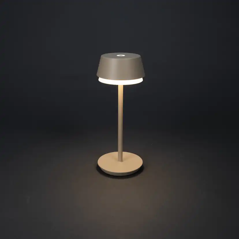 Bordslampa Gnosjö Konstsmide Lyon USB