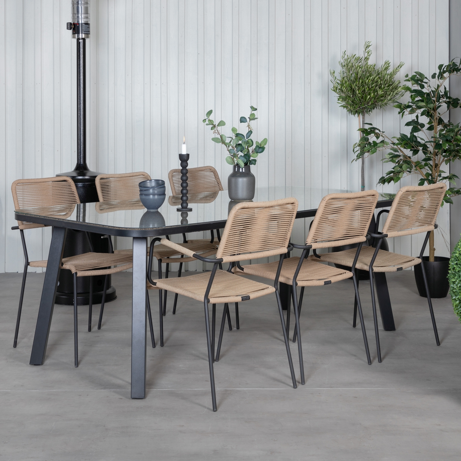 Matgrupp Venture Home Peoria med 6 Leon Matstolar