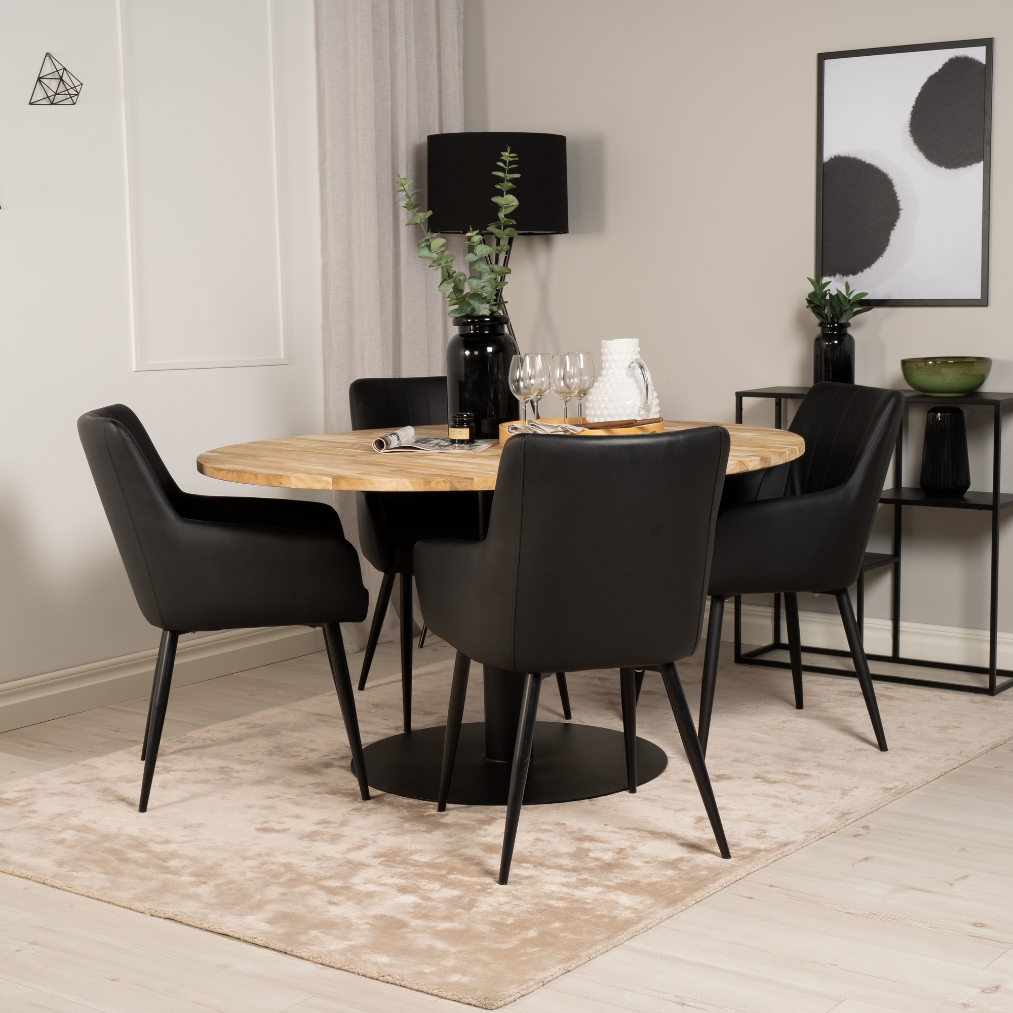 Matgrupp Venture Home Cornelia med 4 Corina Stolar