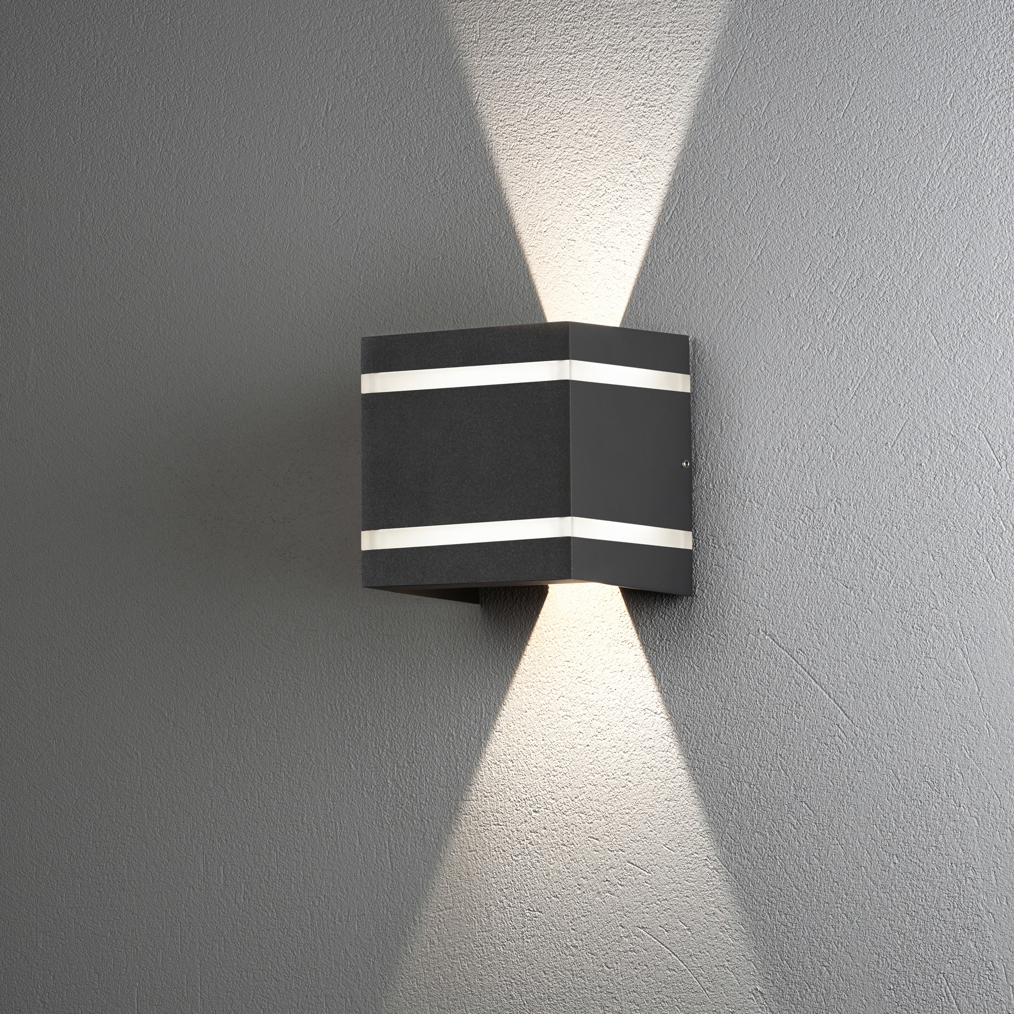 Vägglykta Gnosjö Konstsmide Cremona Upp/Ned 2x3W High Power LED