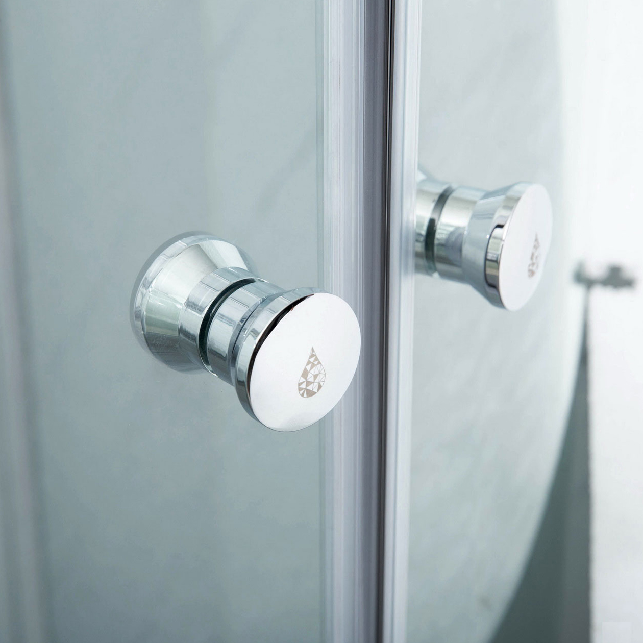 Duschhörna Bathlife Mitt Aluminium