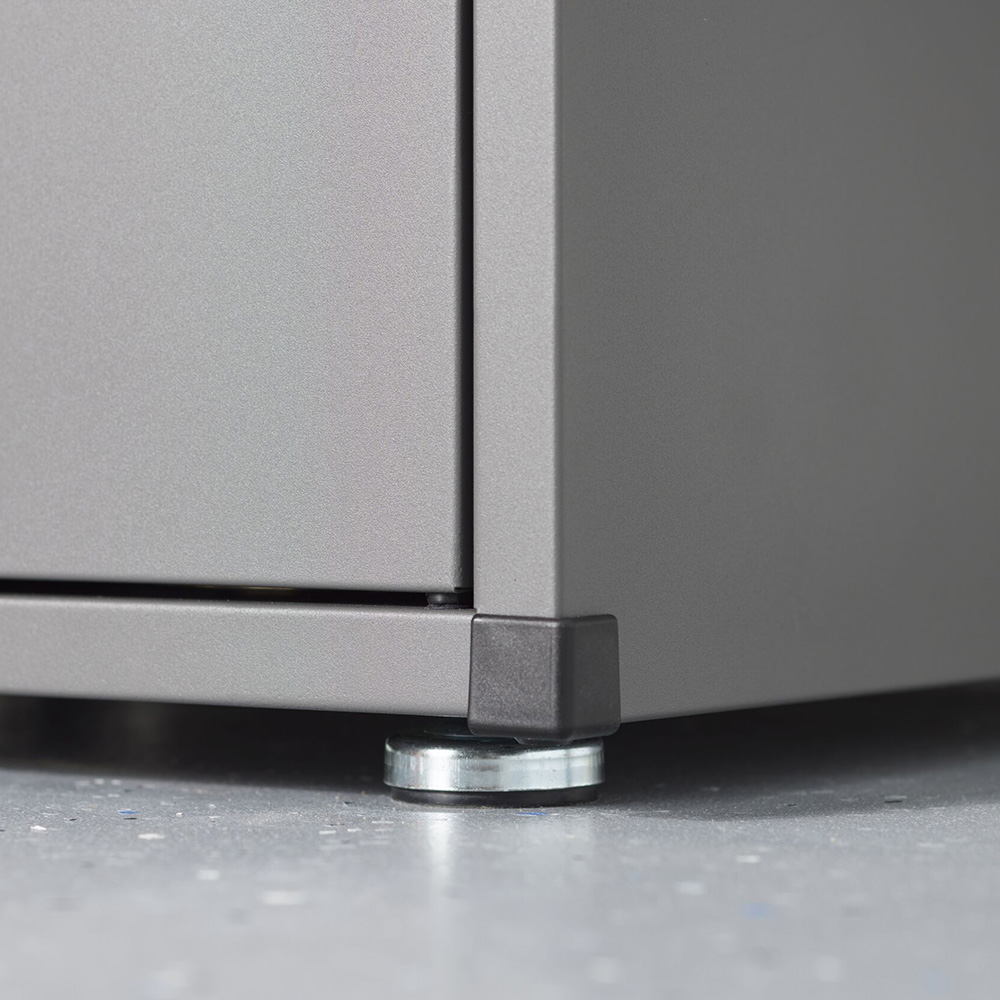 Justerbara Fötter Elfa Garage+ till Skåp 4-pack