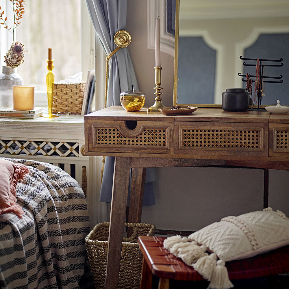 Sminkbord Bloomingville Perth