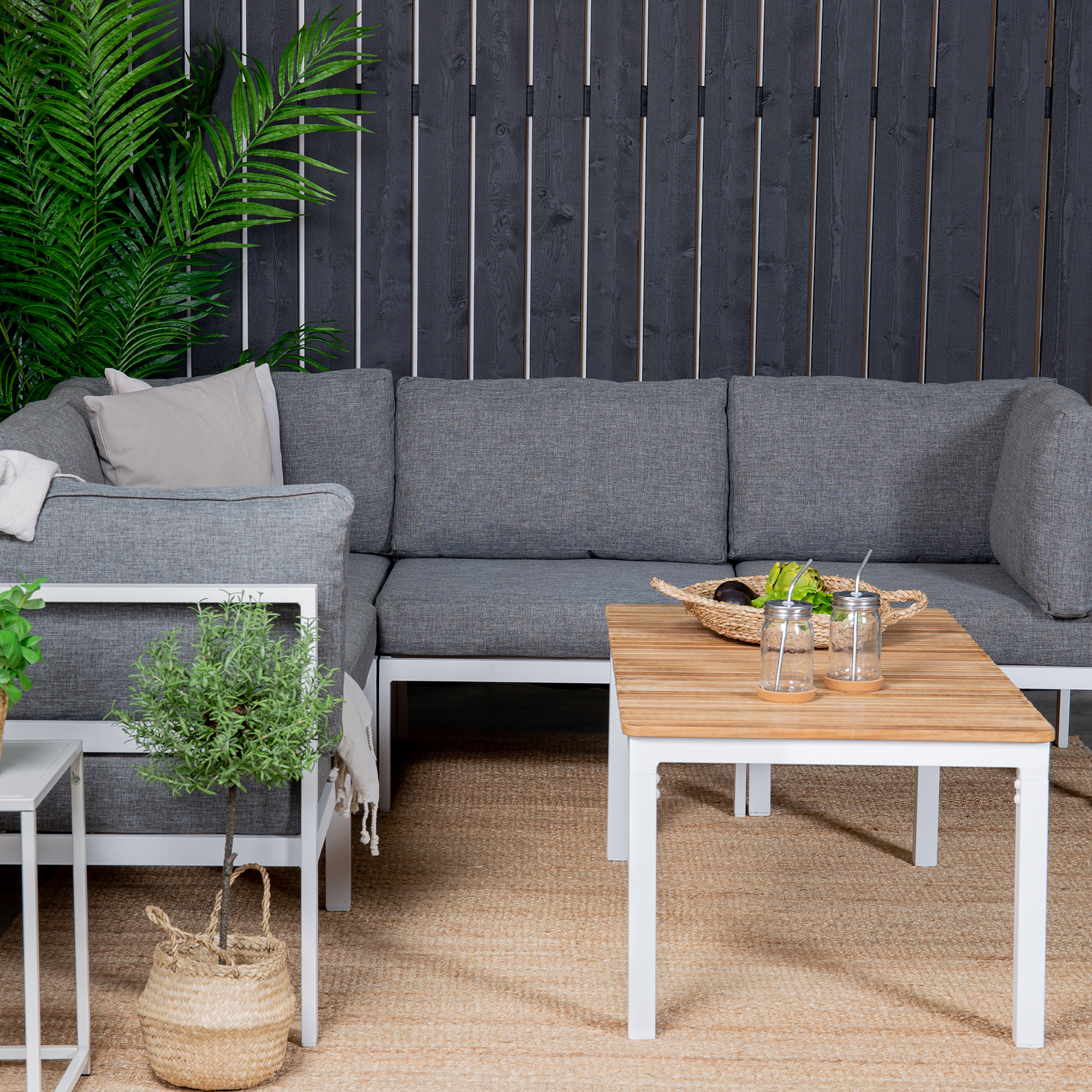 Loungegrupp Venture Home Copacabana med Belle Soffbord 3+2 Utomhus