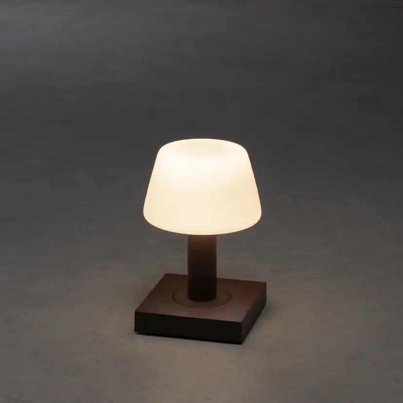 Bordslampa Gnosjö Konstsmide Monaco USB