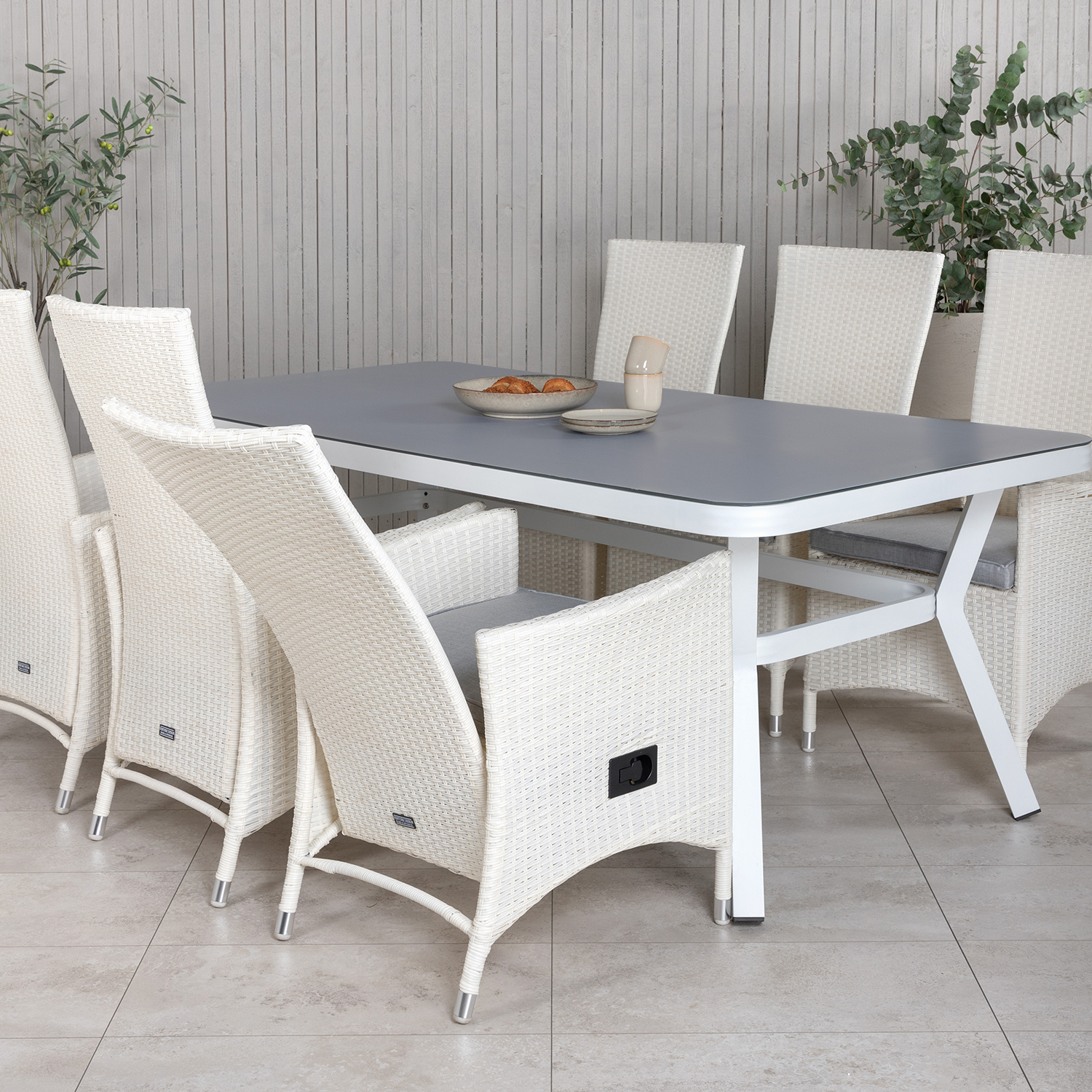 Matgrupp Venture Home Virya 160x90 cm med 6 Padova Reclinerfåtöljer