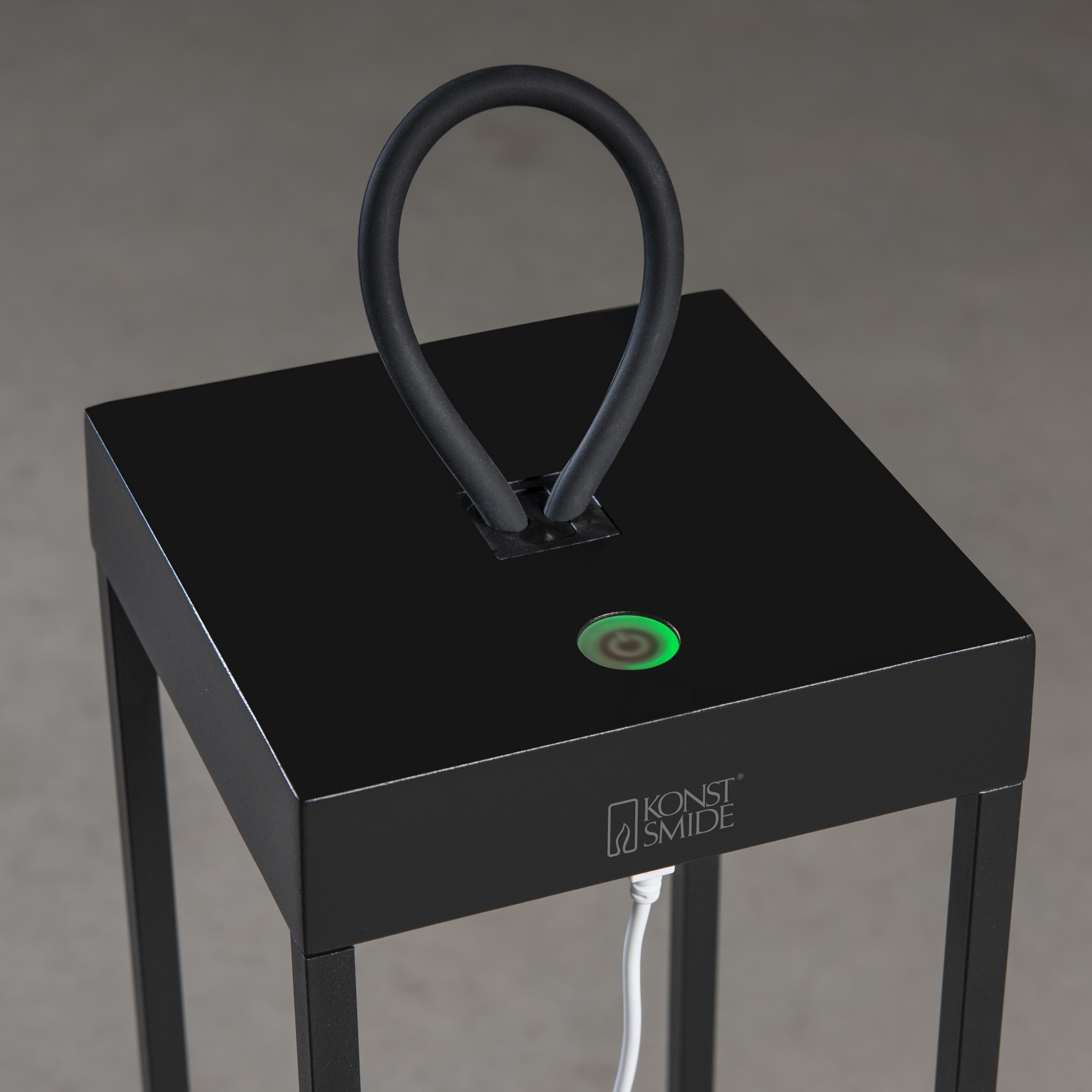 Lanterna Gnosjö Konstsmide Ravello USB