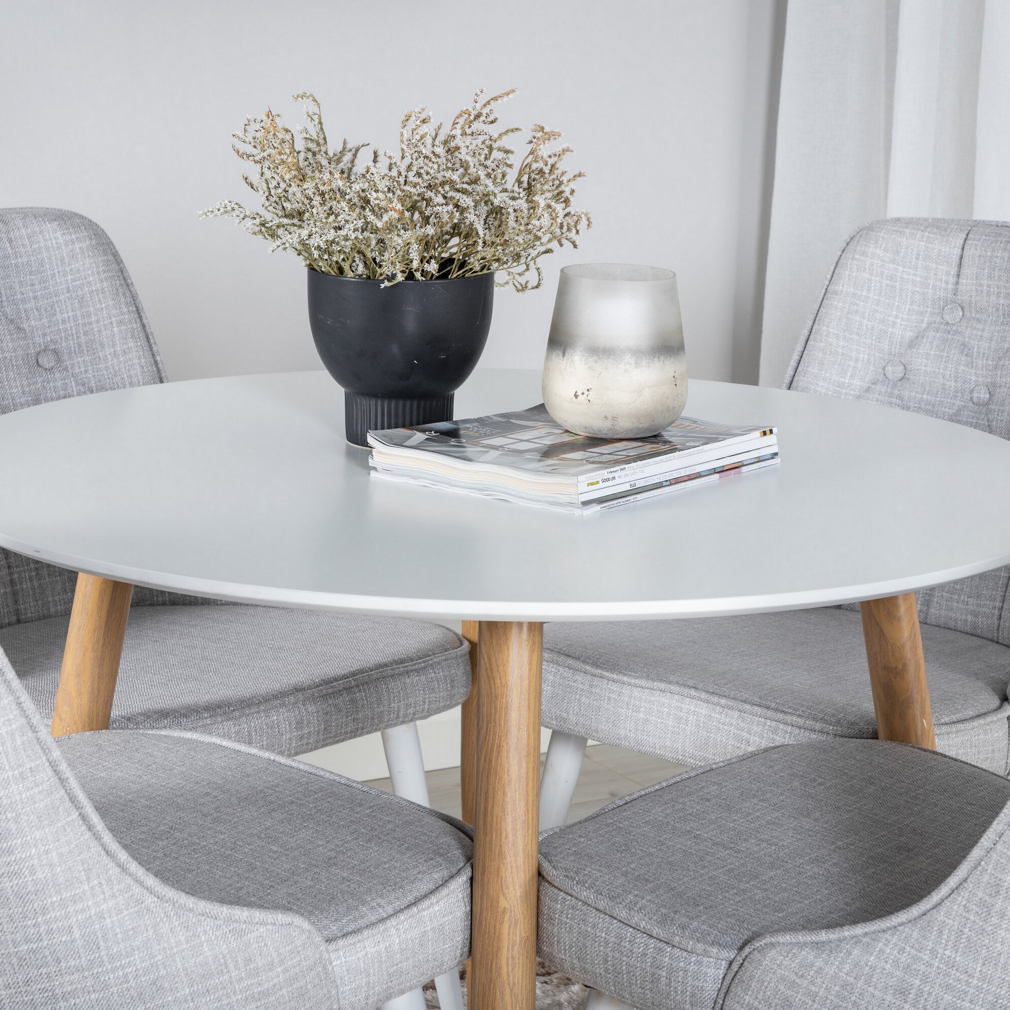 Plaza Runt Matbord - Ek-Look / Vit - ø100*H75 +Velvet Deluxe Vit/Ljusgrå/Vit