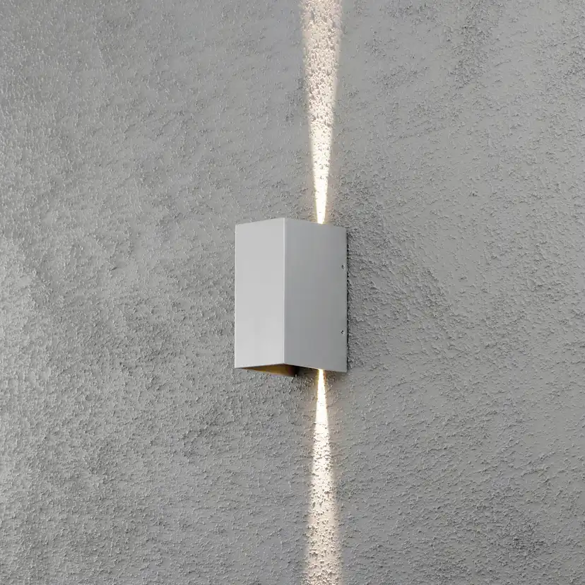 Vägglykta Gnosjö Konstsmide Cremona 2x3W High Power LED