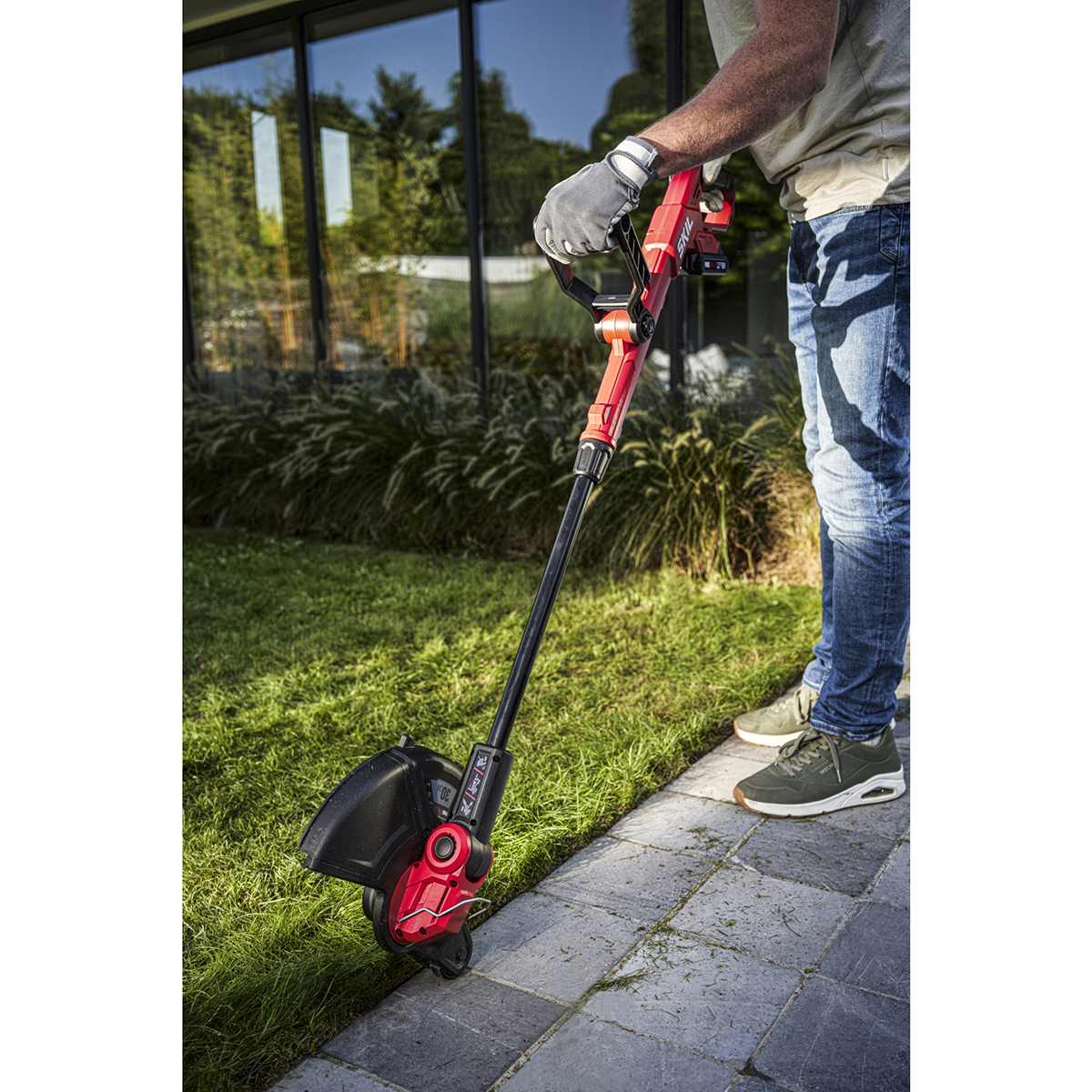 Grästrimmer SKIL 0241 CA Kolborstfri Batteridriven
