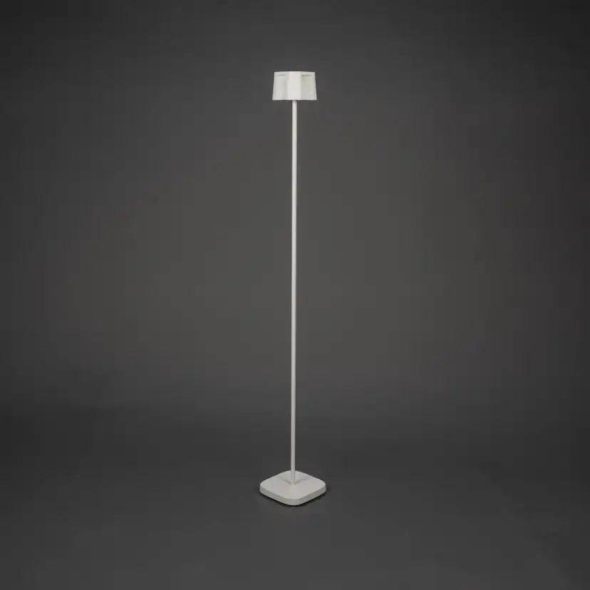 Golvlampa Gnosjö Konstsmide Nice USB