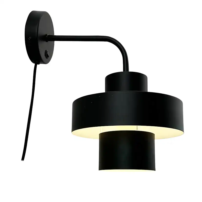 Vägglampa Dyberg Larsen Stoke