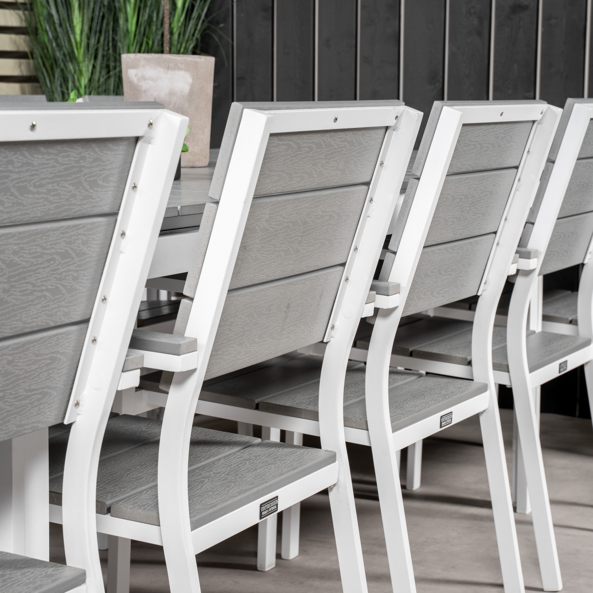 Matgrupp Venture Home Lova 224/324 med 10 Lova Matstolar