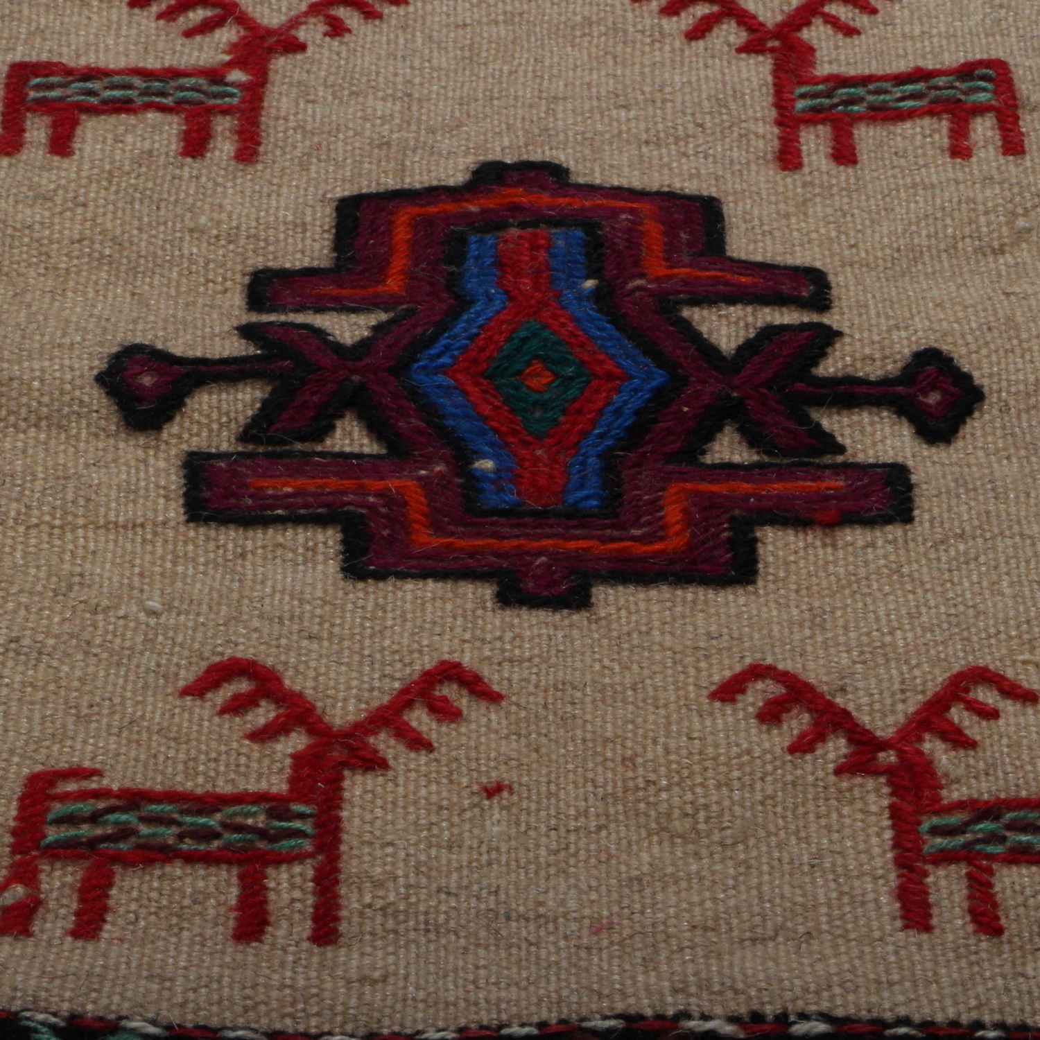 Persisk Nålmatta Arkiio Quchan Kelim Exklusiv 102x185