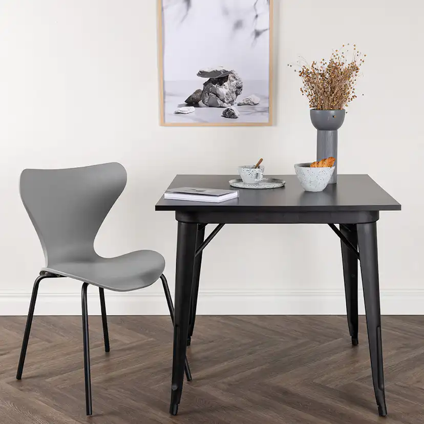 Matbord Venture Home Tempe Kvadrat