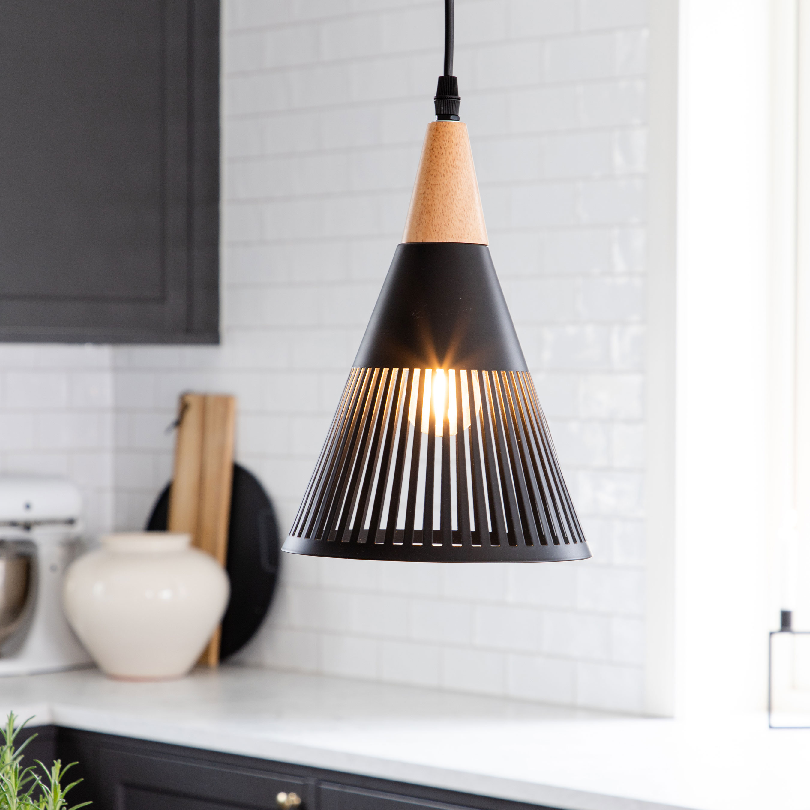 Taklampa Venture Home Gabriel