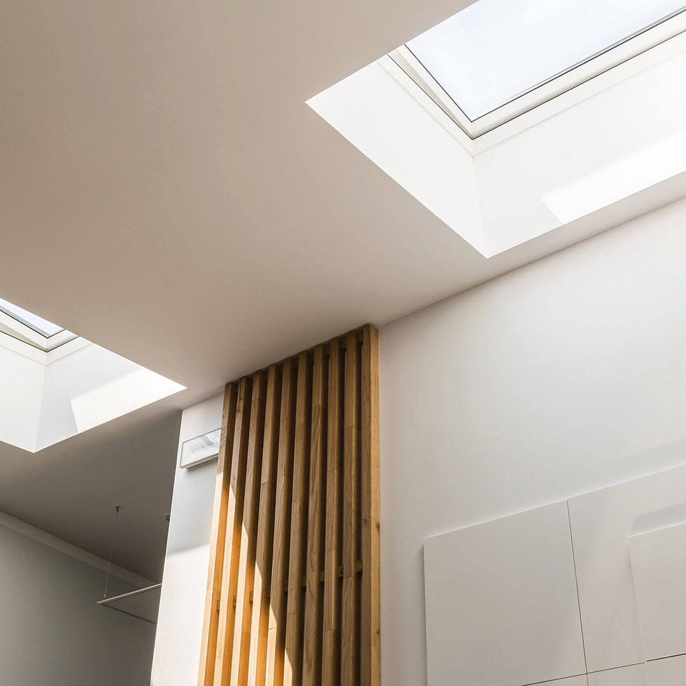 Takfönster Fakro Tidlös 2-glas Platt Elstyrt DEG P2