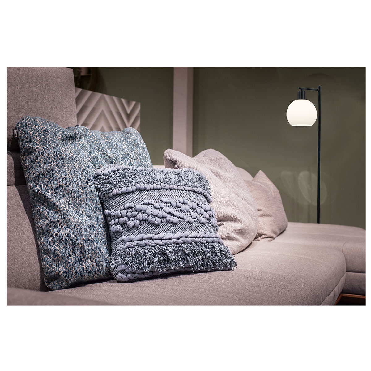 Golvlampa Aneta Ellie