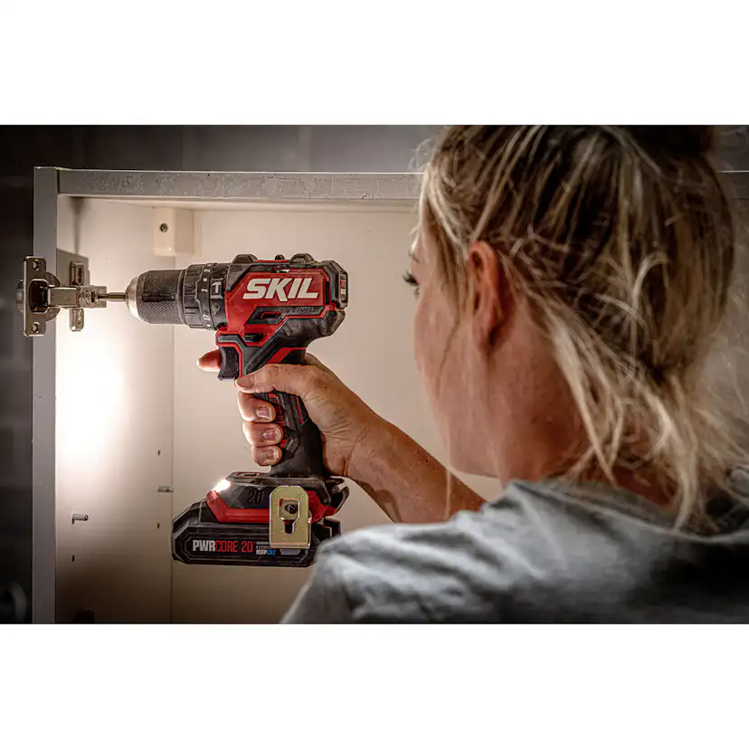 Slagborr/Skruvdragare SKIL 3075 CA Kompakt Kolborstfri Batteridriven
