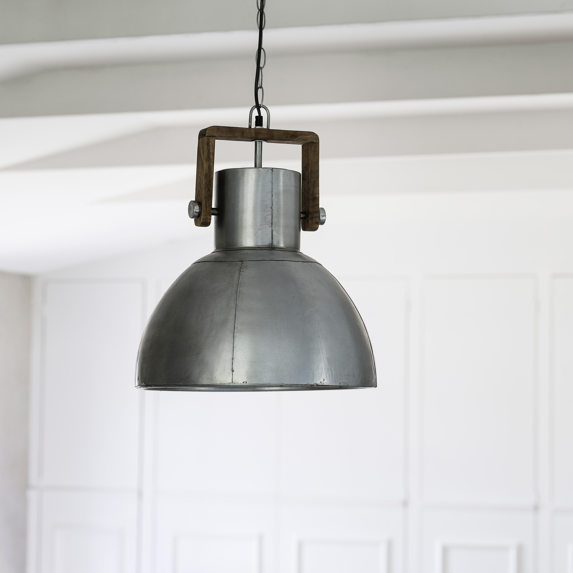 Taklampa PR Home Ashby Single