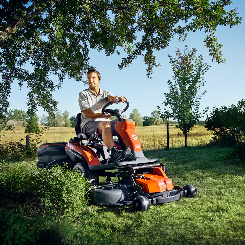 Åkgräsklippare Husqvarna Rider R 200iX AWD Long Range