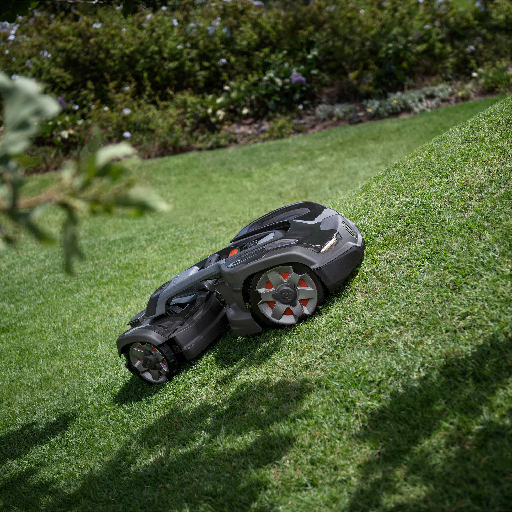 Robotgräsklippare Husqvarna Automower® 435X AWD