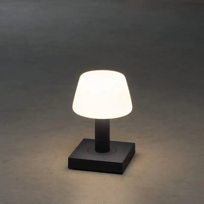 Bordslampa Gnosjö Konstsmide Monaco USB