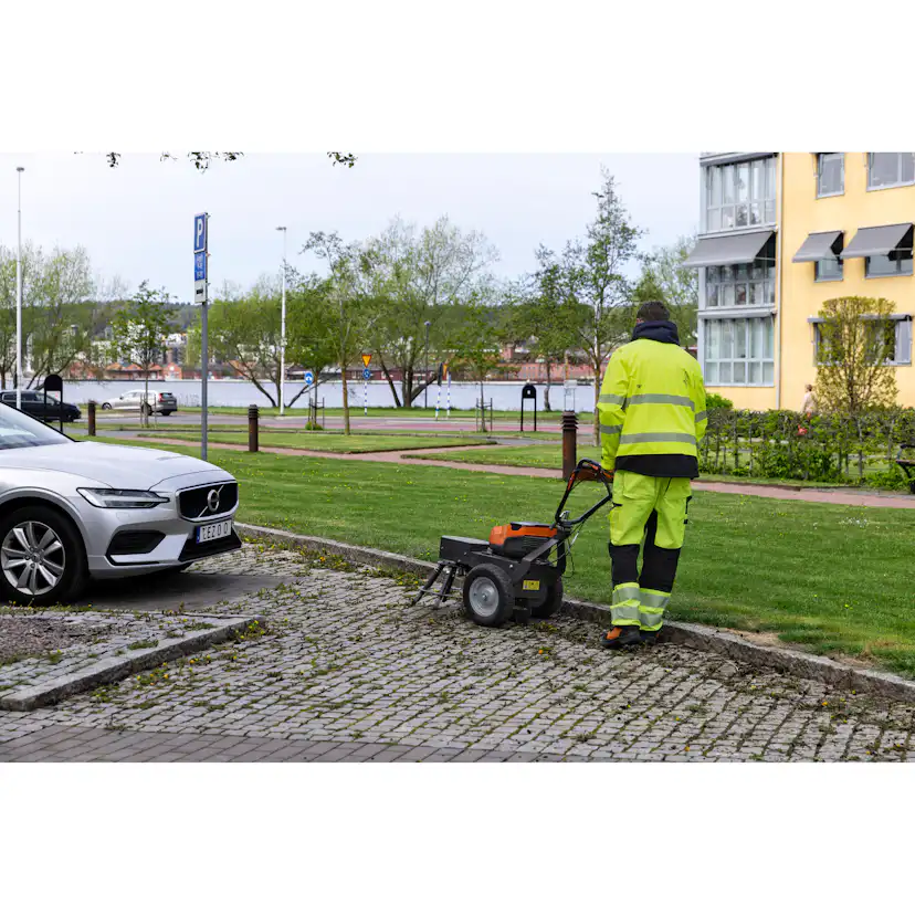 Borstmaskin Husqvarna WB 560i Ogräsborste