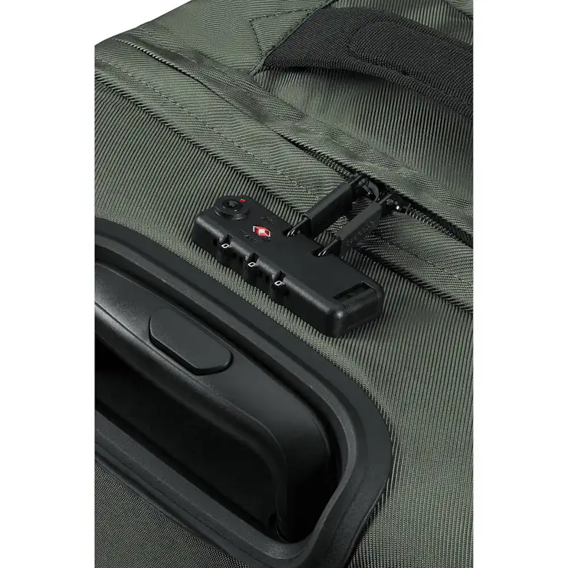 Duffelväska American Tourister Urban Track Duffle/WH Medium
